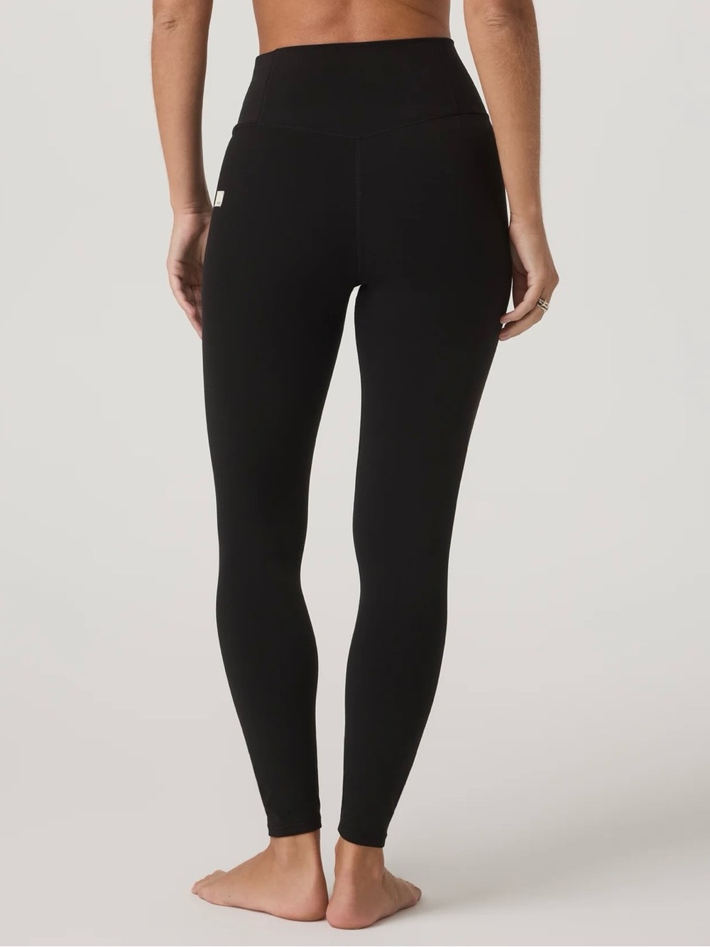 Vuori AllTheFeels™ Collection Leggings Size Small Black - Picture 5 of 5